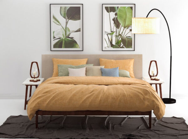 bed opgedekt met dekbedovertrek Lino in de kleur okergeel van Zo! Home